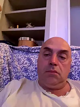 Snapshot of pantomax chatting on 10.05.25 pantomax online show from 10.05.25