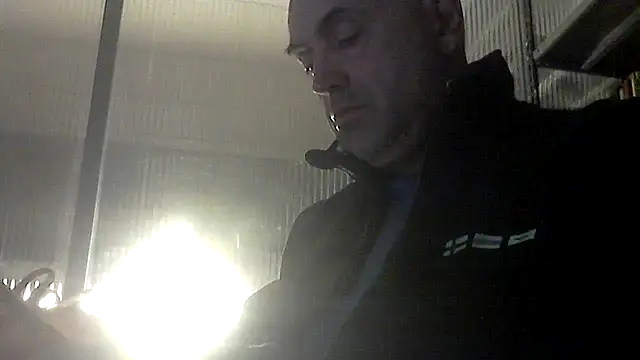 Snapshot of pantomax chatting on 11.04.25 pantomax online show from 11.04.25