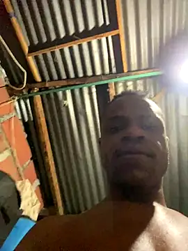 Snapshot of ElNegroRony chatting on 12.06.24 ElNegroRony online show from 12.06.24