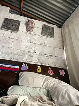 Snapshot of ElNegroRony chatting on 02.21.25 ElNegroRony online show from 02.21.25