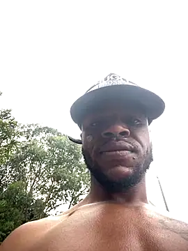 Snapshot of ElNegroRony chatting on 11.15.25 ElNegroRony online show from 11.15.25