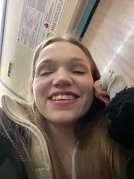 KitteCat online show from 12.14.24