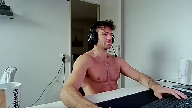 alpha-hunk online show from 01.18.26