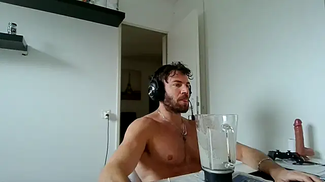 alpha-hunk online show from 03.26.26