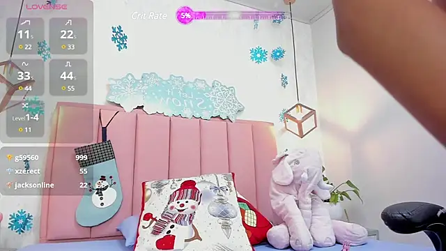 Snapshot of MAYROBERTSS chatting on 12.16.24 MAYROBERTSS online show from 12.16.24