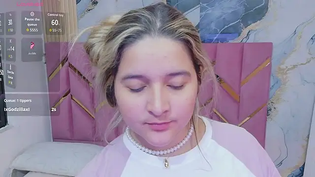 collegepawglovedaddy online show from 04.18.26