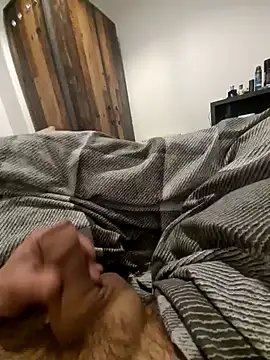 NiceBone000 online show from 12.28.24