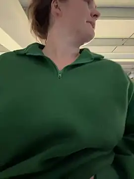 BustyBonnieUK online show from 03.04.25