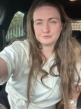 BustyBonnieUK online show from 09.19.25