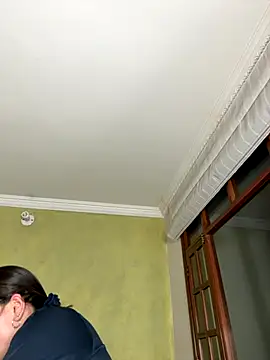 aurora divine online show from 11.15.25