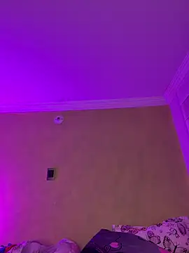 aurora divine online show from 02.13.26