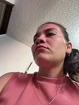 aurora divine online show from 03.25.26