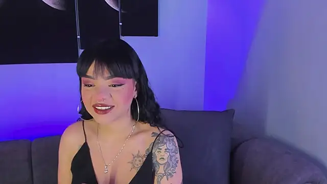 Snapshot of maddy_walker chatting on 03.04.25 maddy walker online show from 03.04.25