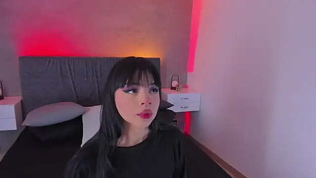 Snapshot of maddy_walker chatting on 10.16.25 maddy walker online show from 10.16.25