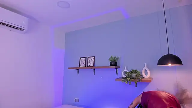 maddy walker online show from 11.05.25