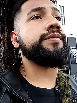 Snapshot of sabor_Latino_bdsm chatting on 09.30.25 sabor Latino bdsm online show from 09.30.25