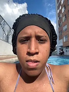 zahrivk1 online show from 10.30.25