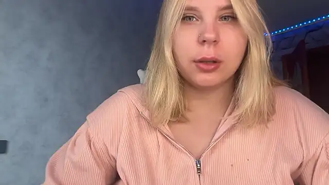 Thalia  Star online show from 10.29.25