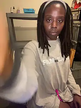 choclatepeaach online show from 11.05.25