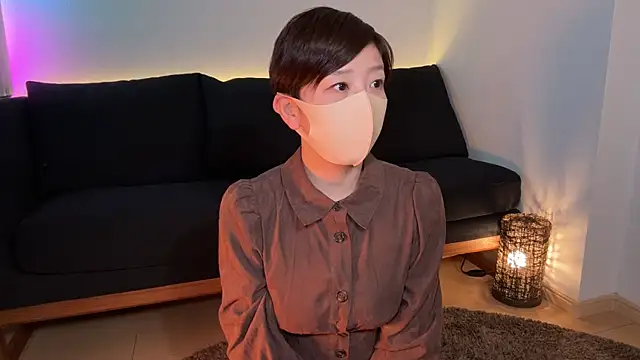 Snapshot of Risa_06 chatting on 12.20.24 Risa 06 online show from 12.20.24