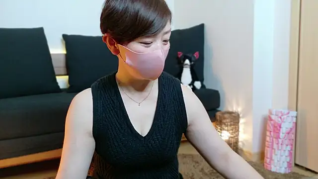 Snapshot of Risa_06 chatting on 01.01.25 Risa 06 online show from 01.01.25