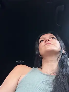 Snapshot of -OLYA- chatting on 11.10.25 -OLYA- online show from 11.10.25