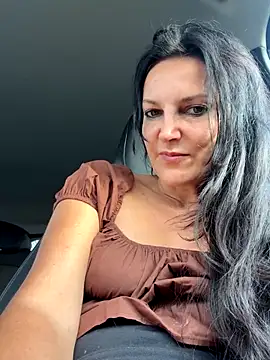 Snapshot of -OLYA- chatting on 11.12.25 -OLYA- online show from 11.12.25