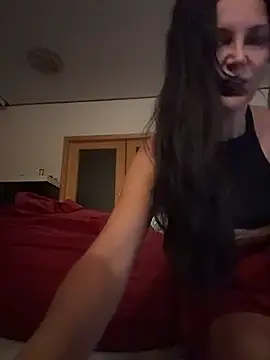 Snapshot of -OLYA- chatting on 11.17.25 -OLYA- online show from 11.17.25