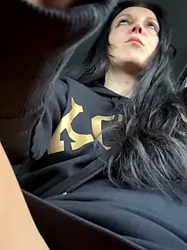 Snapshot of -OLYA- chatting on 11.27.25 -OLYA- online show from 11.27.25