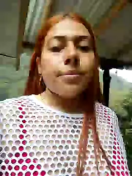 Snapshot of Caro_kitty- chatting on 02.05.25 Caro kitty- online show from 02.05.25