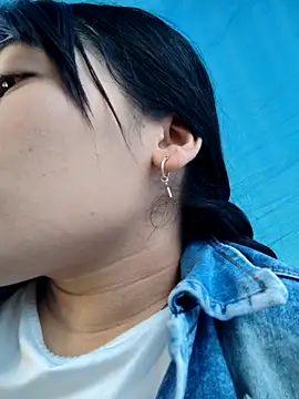 Caro kitty- online show from 11.21.25