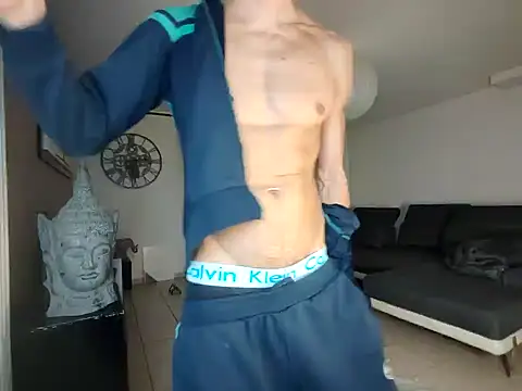 Snapshot of ApollonFit_x69 chatting on 01.22.25 ApollonFit x69 online show from 01.22.25