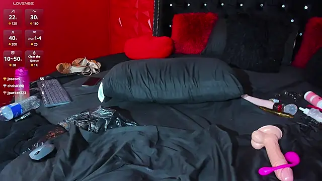 KendralHolson online show from 03.05.25