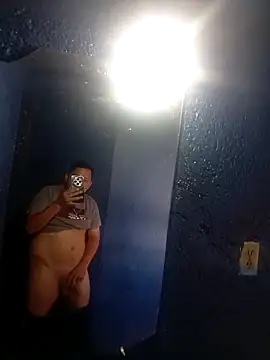 Cherrysfox1 online show from 03.04.26