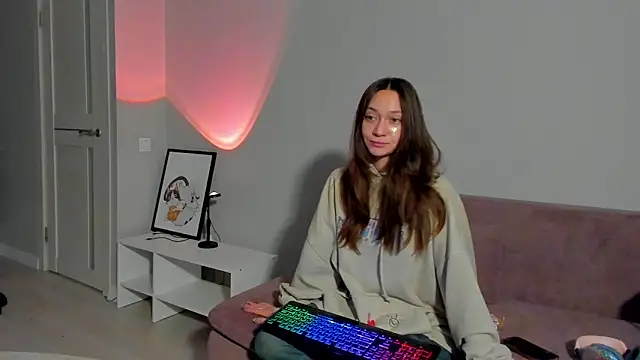 EllaSky xoxo online show from 01.18.25