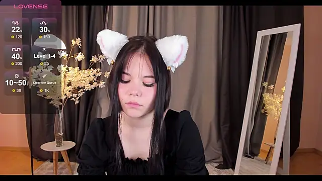 ClaireFaers  online show from 12.02.24