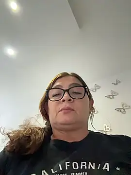 Snapshot of AntonellaAlondra4 chatting on 07.15.26 AntonellaAlondra4 online show from 07.15.26