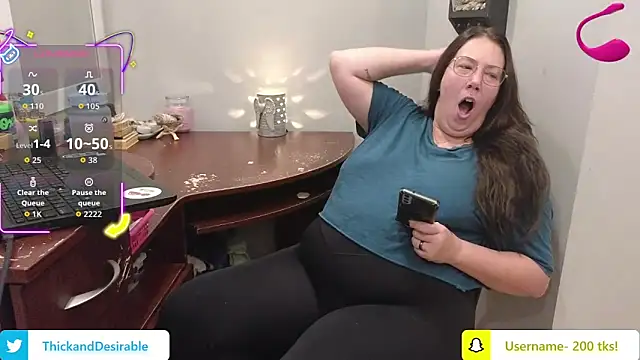 ThickGirlsDoItBetter online show from 10.23.25