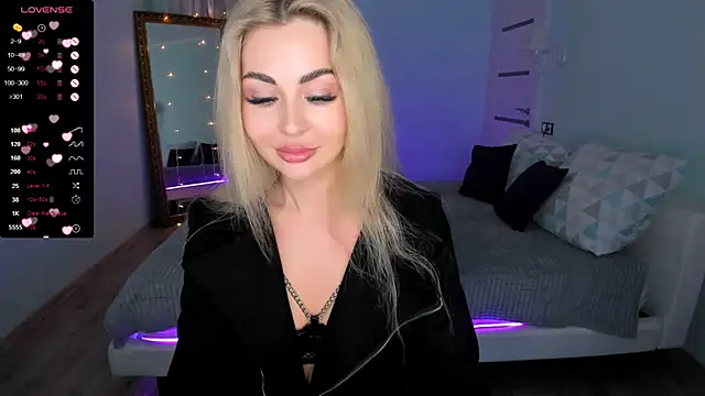 AdeleRoberts online show from 02.21.25