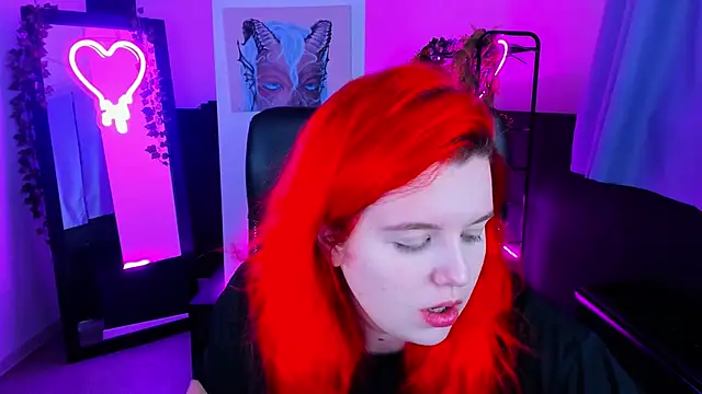 NielletaBlossom online show from 01.03.25