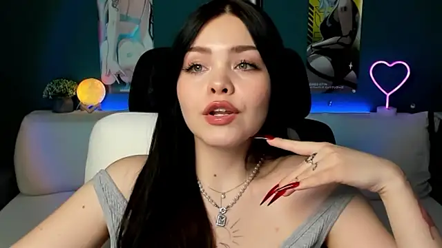 AkiraKatsu online show from 01.20.25