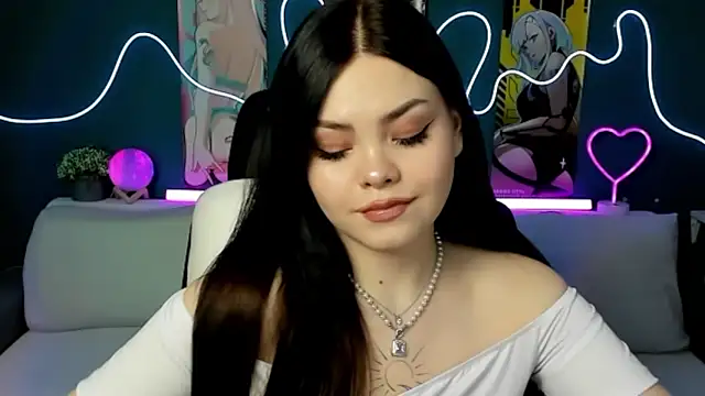 AkiraKatsu online show from 02.05.25