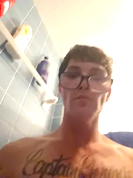 Snapshot of potholder420 chatting on 09.28.25 potholder420 online show from 09.28.25