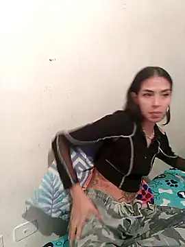 Snapshot of Alisson_420 chatting on 02.15.25 Alisson 420 online show from 02.15.25