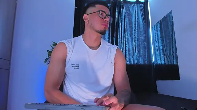 thaddeus king online show from 06.08.26