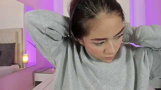 nicolle pierce online show from 04.06.26