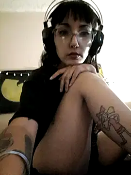 Snapshot of HighLilith chatting on 01.08.25 HighLilith online show from 01.08.25