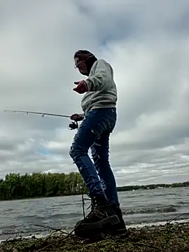 KSwonderland6 online show from 10.22.25