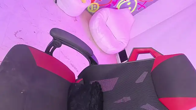 GEANNAROSE online show from 12.21.24