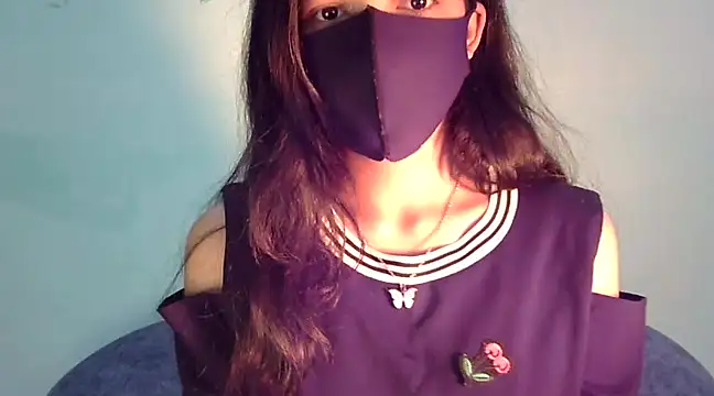 Snapshot of Cute_Alaina chatting on 01.19.25 Cute Alaina online show from 01.19.25